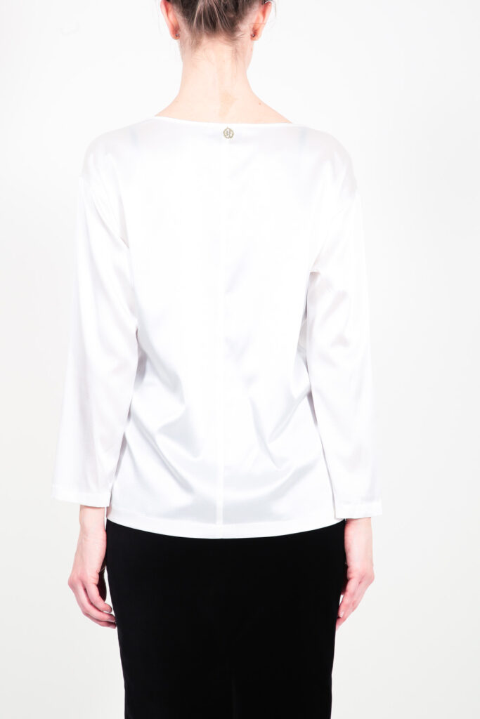 ELISA FANTI F/W 21/22 SERIE ForeveRed BLUSA IN SETA E STRASS