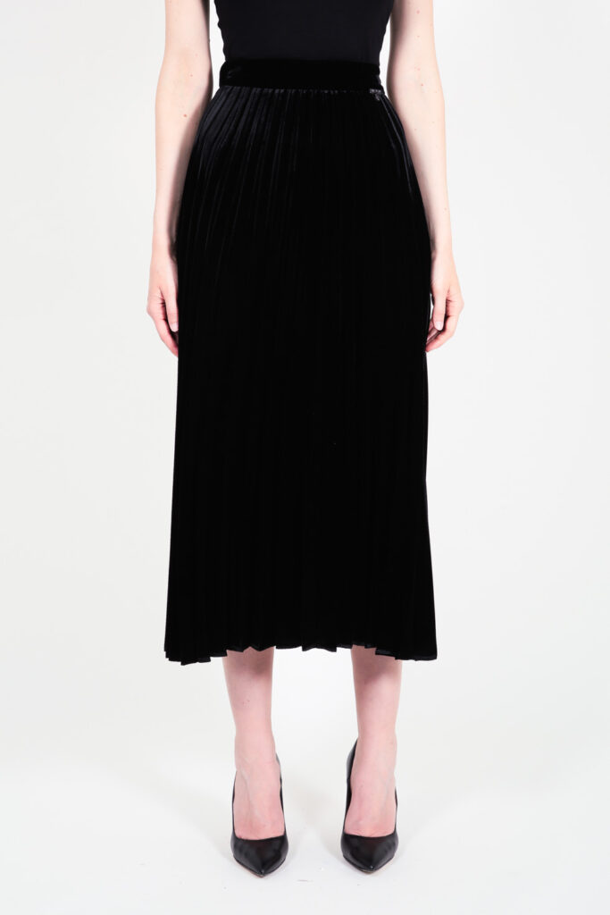 ELISA FANTI F/W 21/22 SERIE ForeveRed GONNA LUNGA A RUOTA IN VELLUTO