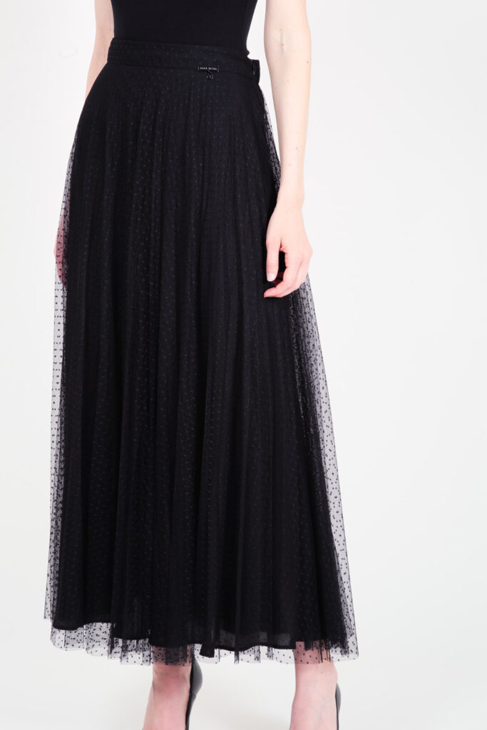 ELISA FANTI F/W 21/22 SERIE ForeveRed GONNA LUNGA A RUOTA IN TULLE PLUMETISSE