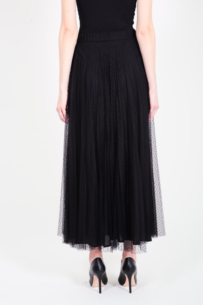 ELISA FANTI F/W 21/22 SERIE ForeveRed GONNA LUNGA A RUOTA IN TULLE PLUMETISSE