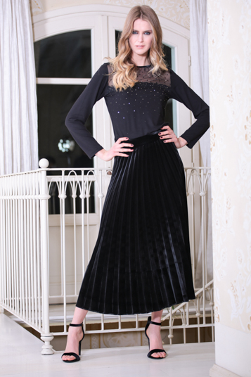 ELISA FANTI FW 21-22 ForeveRed ELISA FANTI FW 21-22 ForeveRed